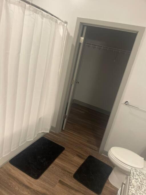 Luxurious & Spacious 1 Bedroom 햄프턴 외부 사진