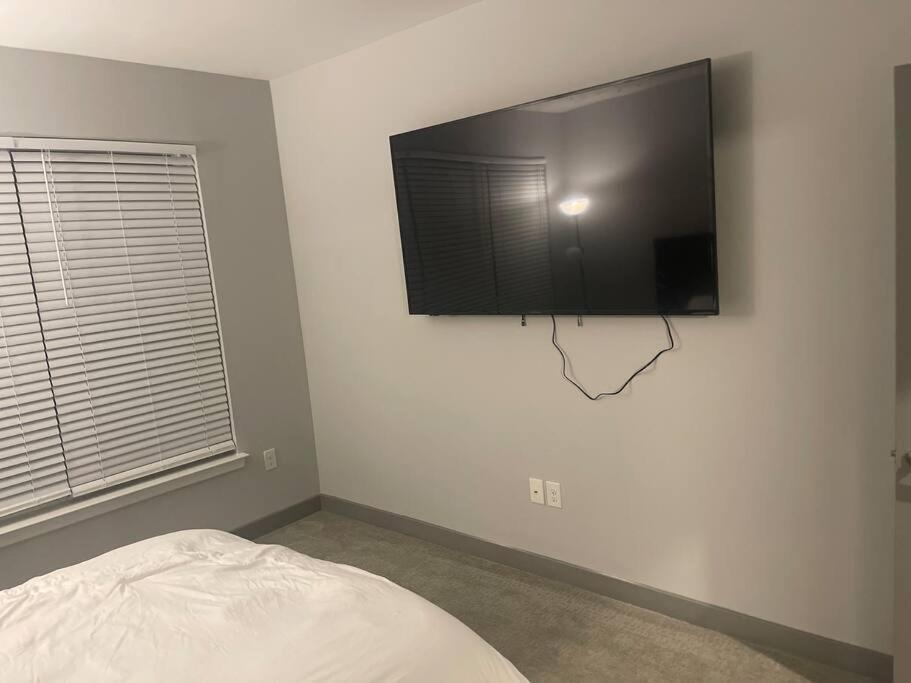 Luxurious & Spacious 1 Bedroom 햄프턴 외부 사진